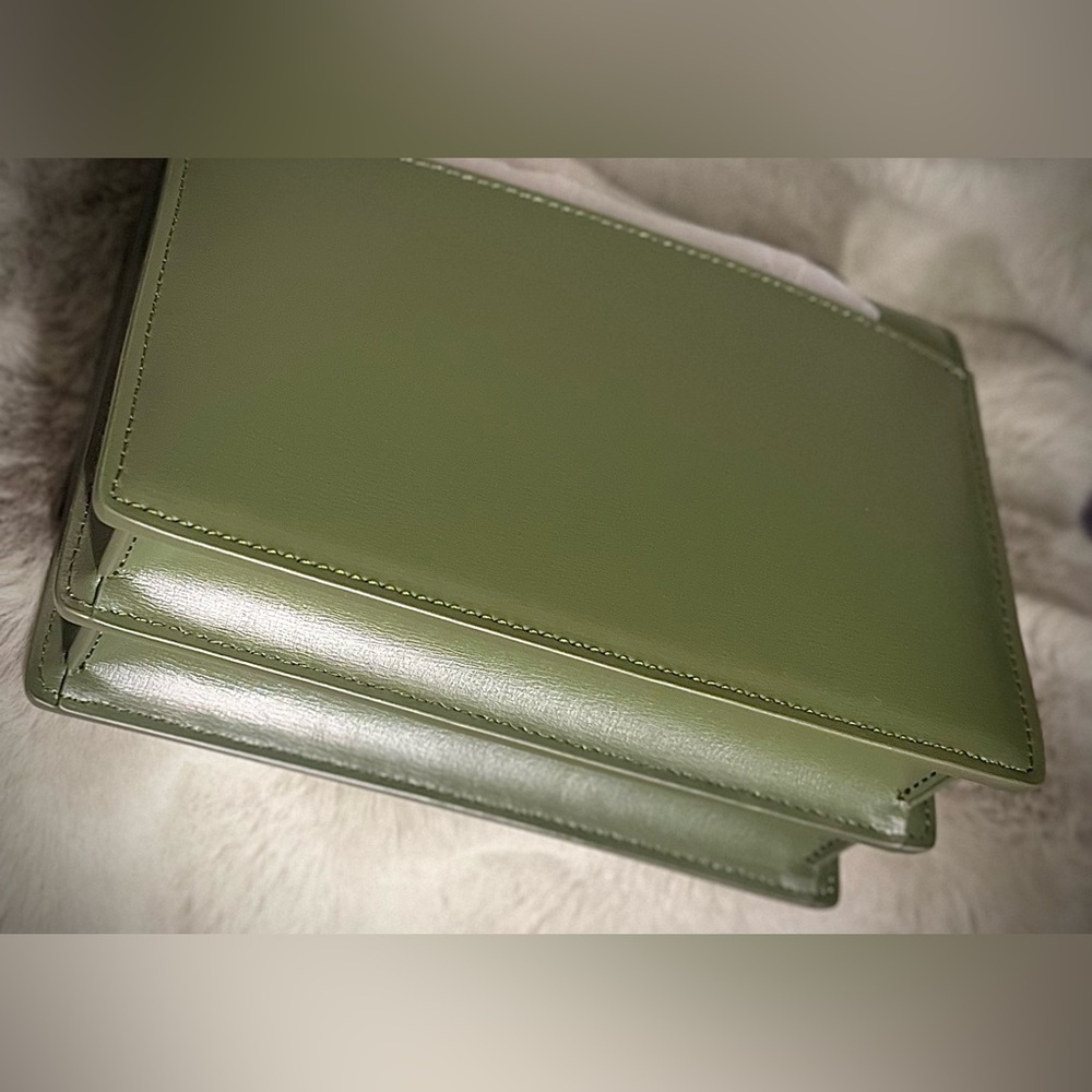 Kurt Geiger -NWT- Green Leather Shoreditch Crossbody Bag - Picture 7 of 11